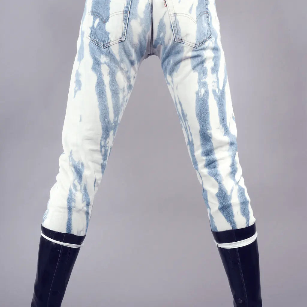 Bleachers bleu clair Levi's 501 coupe skinny avec fermeture éclair au dos et sur toute la longueur