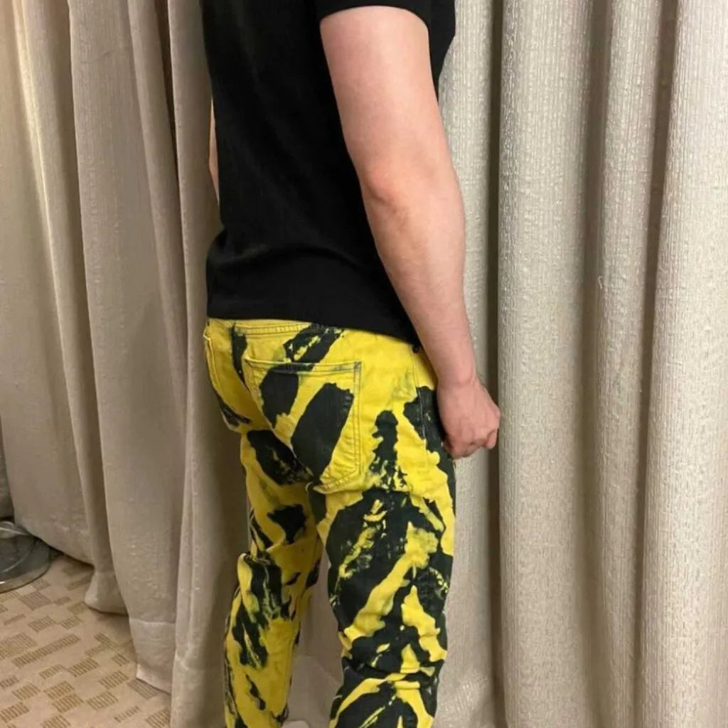 Bleachers en denim stretch, coupe skinny jaune avec fermeture éclair au dos et sur toute la longueur