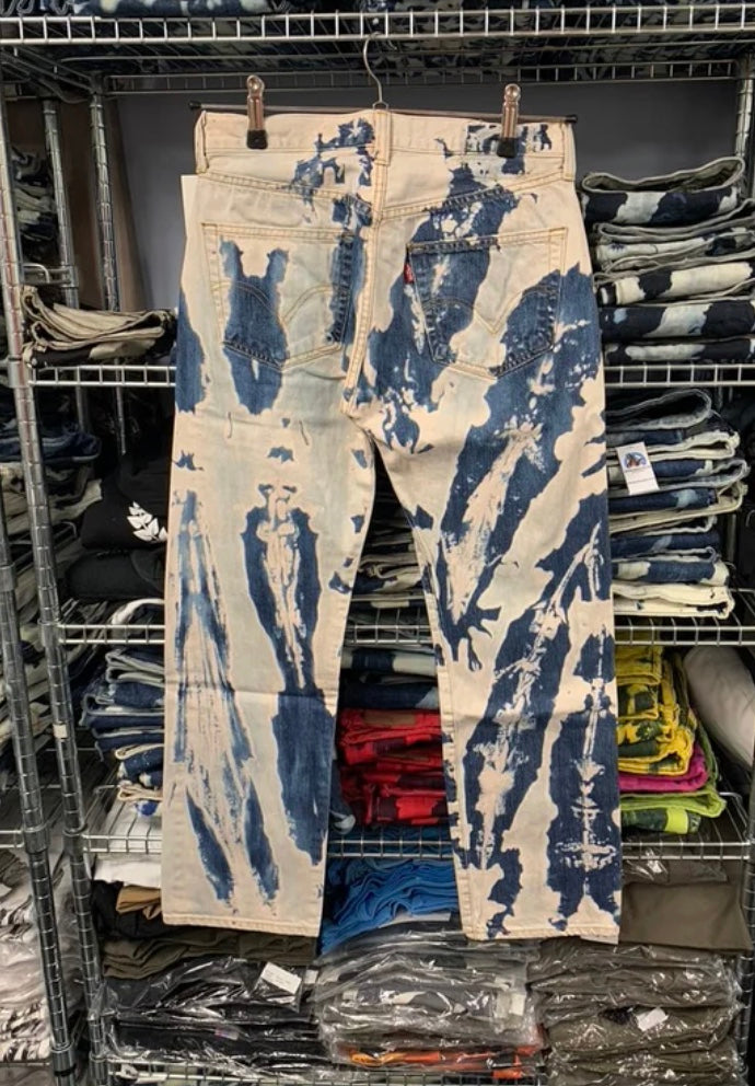 Levi's Blue Bleachers - 30" waist