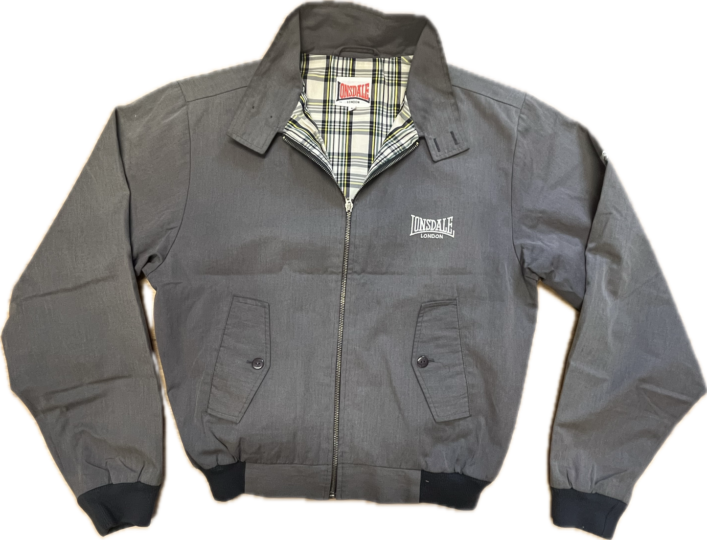 Lonsdale classic slim fit Harrington Jacket. Embroidered classic Lonsdale logo on the chest