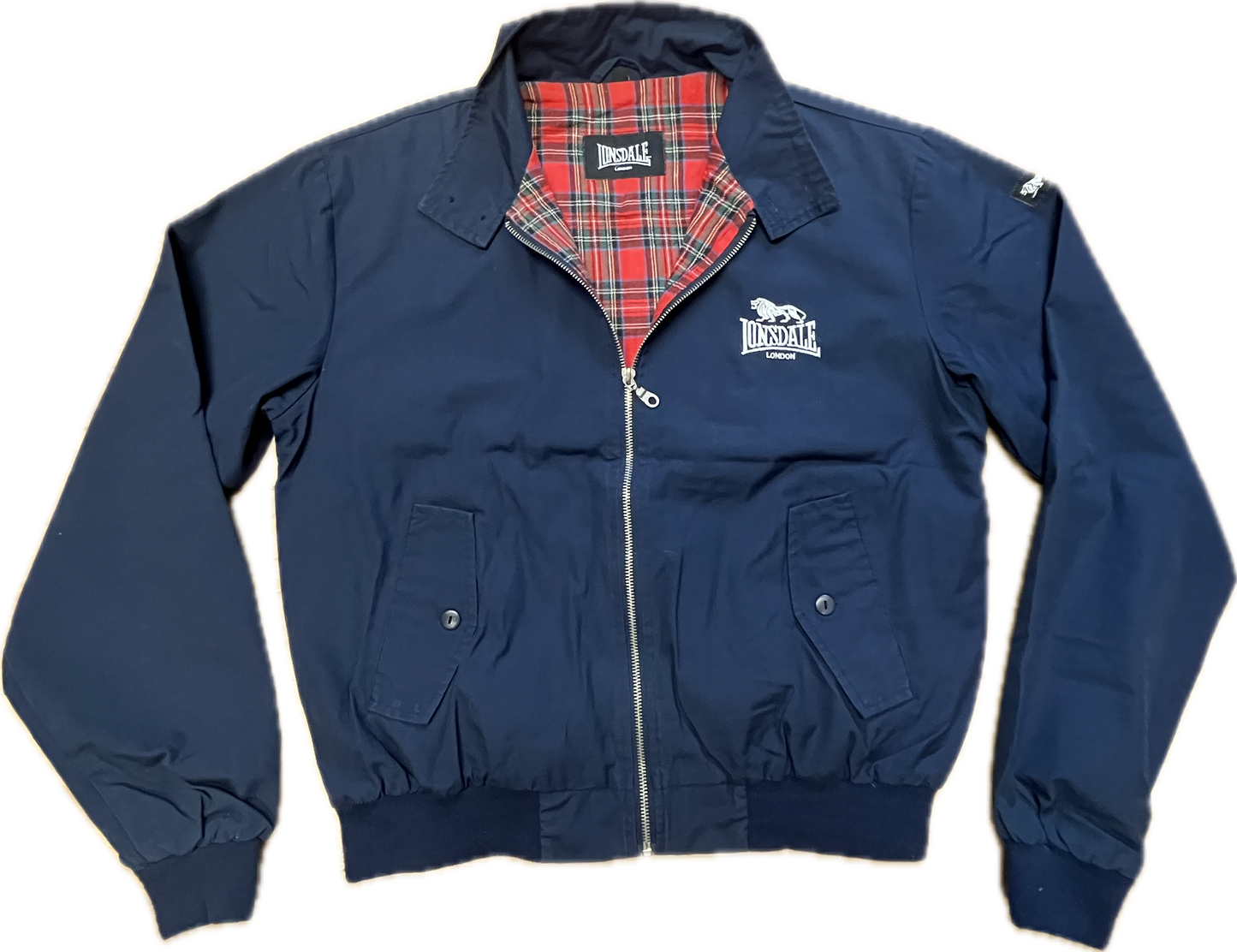 Lonsdale classic slim fit Harrington Jacket. Embroidered classic Lonsdale logo on the chest