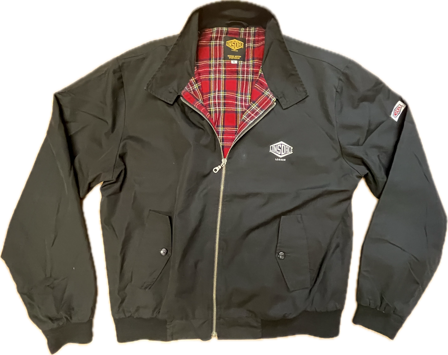 Lonsdale classic slim fit Harrington Jacket. Embroidered classic Lonsdale logo on the chest