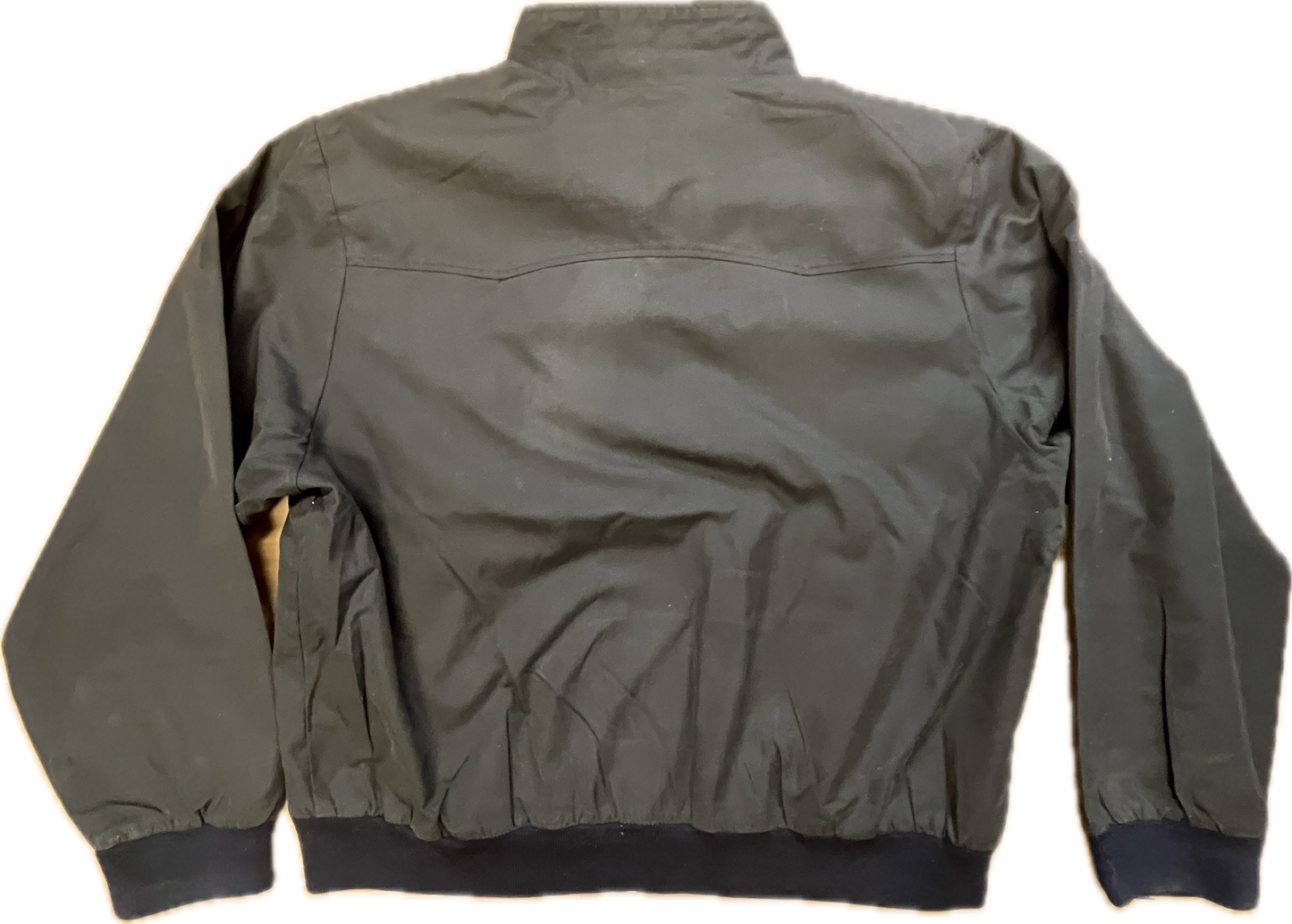 Lonsdale classic slim fit Harrington Jacket. Embroidered classic Lonsdale logo on the chest