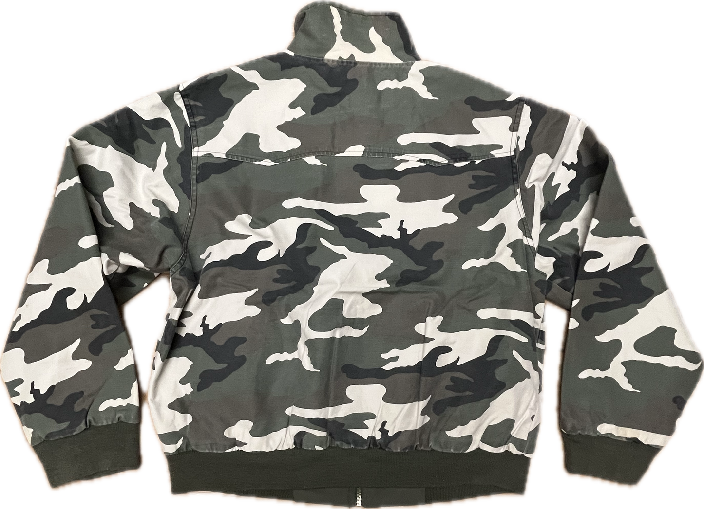 Lonsdale classic slim fit Harrington Jacket. Embroidered classic Lonsdale logo on the chest