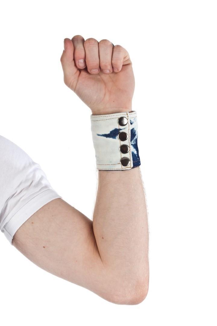 Wrist Wallet - Woodland Camo