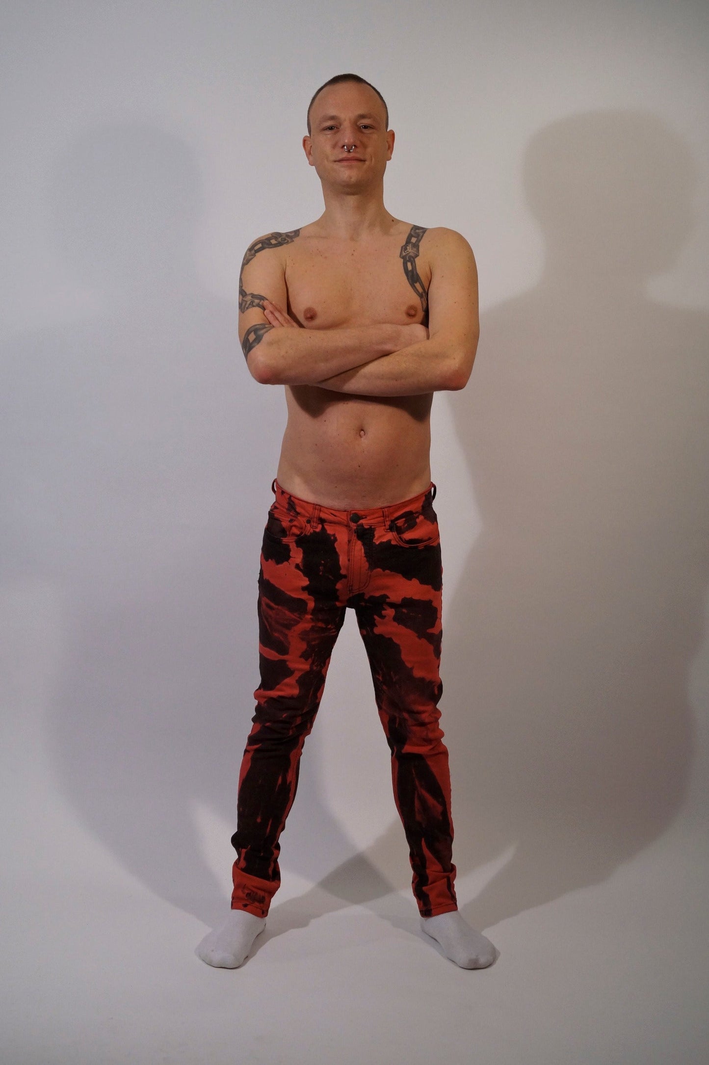 Décolorants en denim stretch, coupe skinny rouge