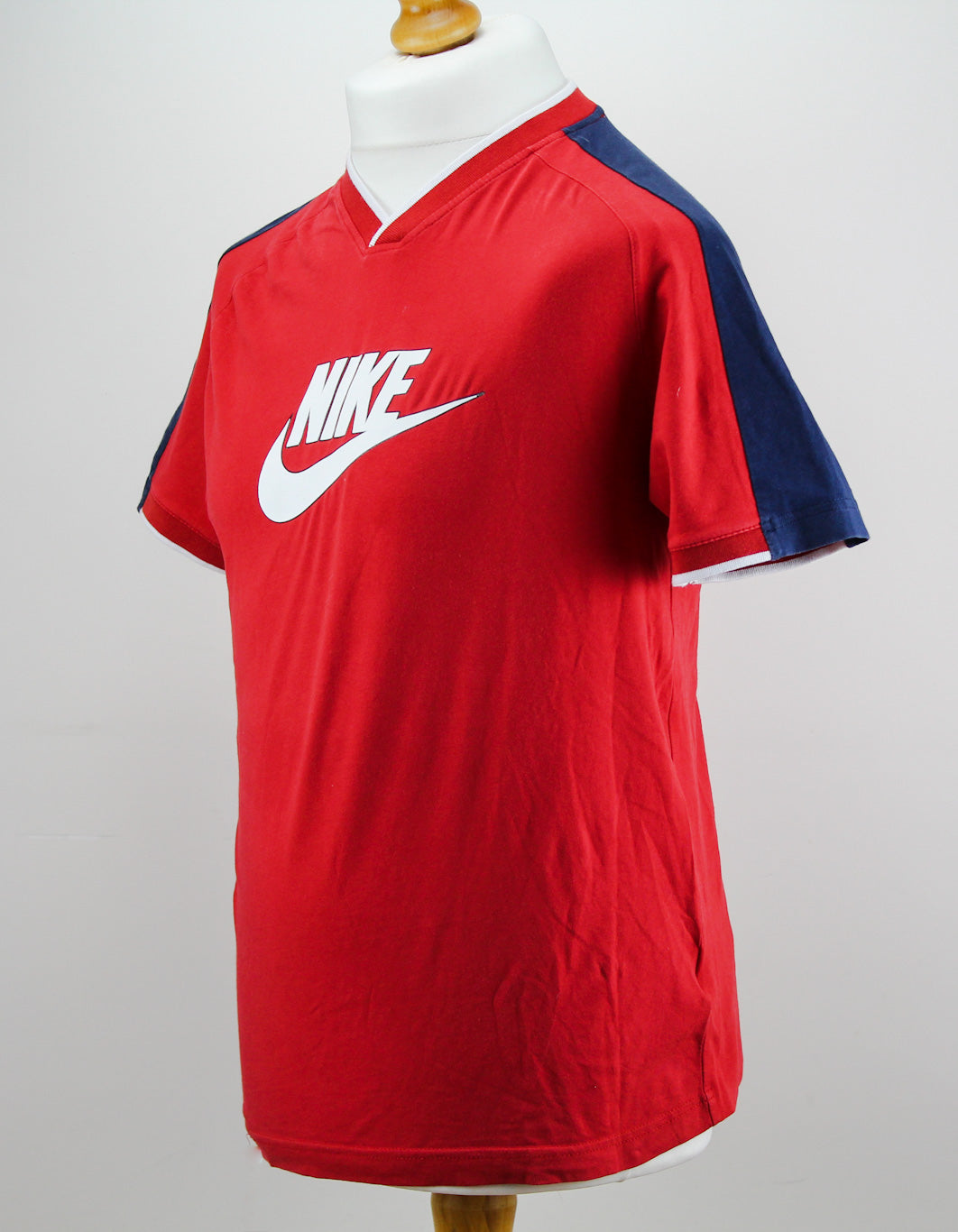 🔥 Vintage Classic Nike T-shirt Red - Medium