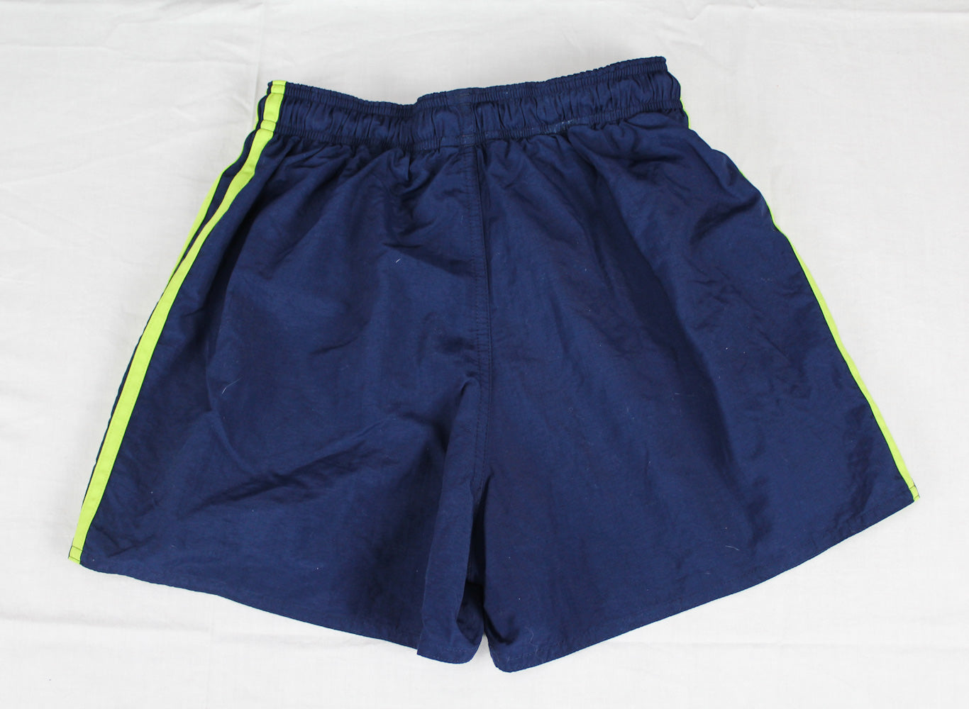Adidas short de football en satin blanc S