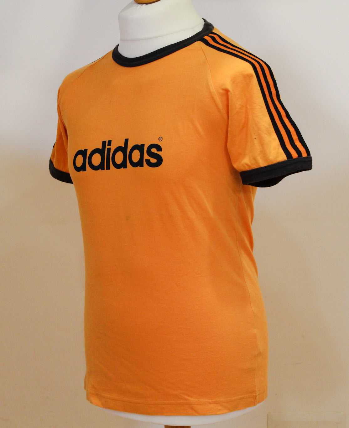 🔥 80's Adidas T- Shirt Orange - Medium