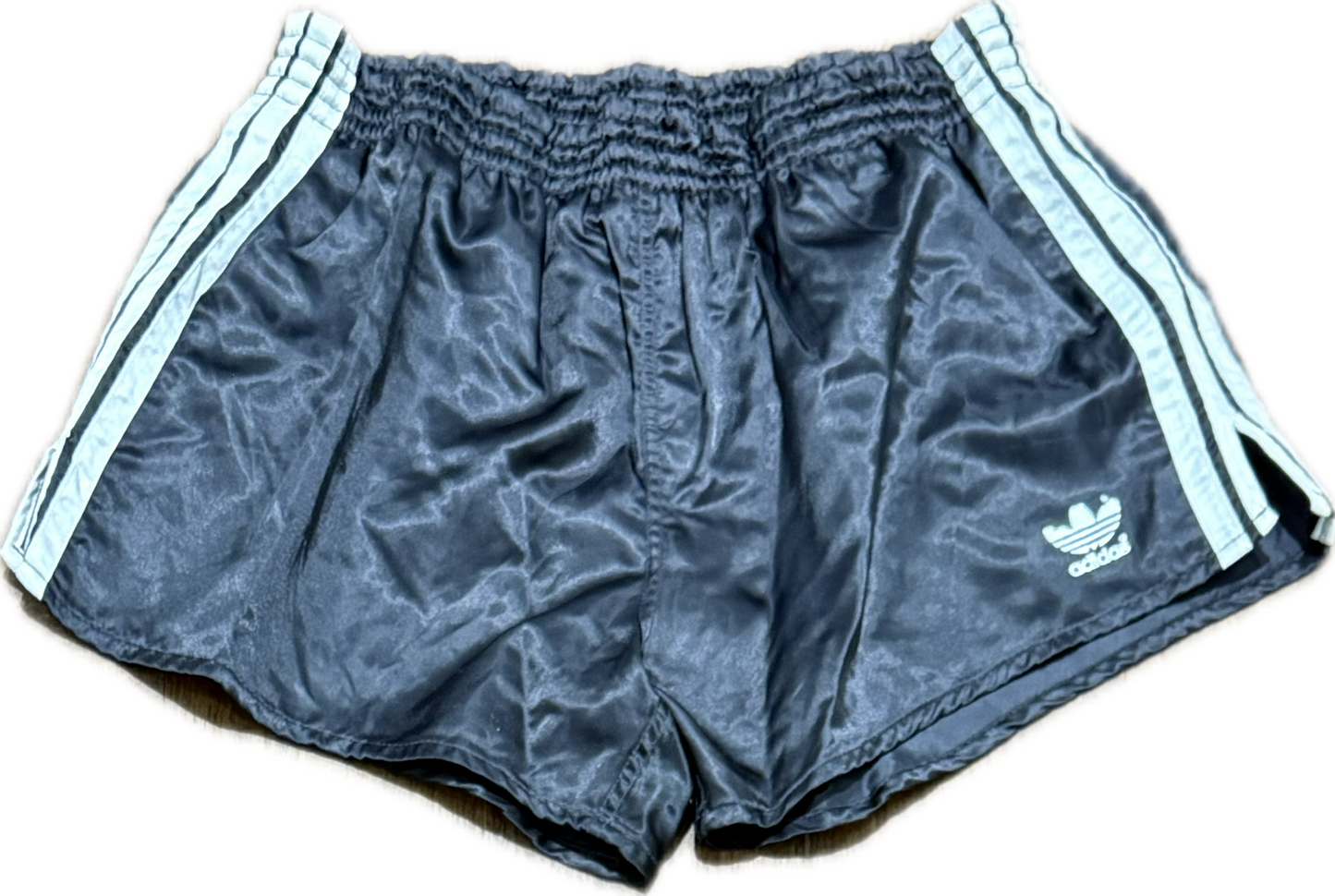 Adidas short de football en satin bleu M