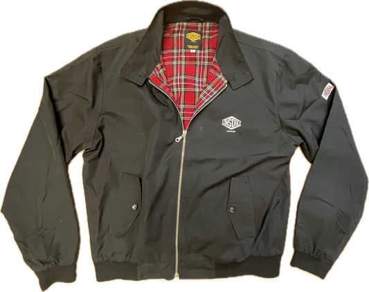 Lonsdale classic slim fit Harrington Jacket. Embroidered classic Lonsdale logo on the chest