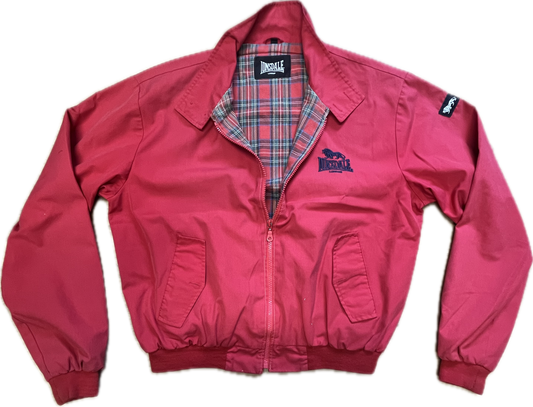 Lonsdale classic slim fit Harrington Jacket. Embroidered classic Lonsdale logo on the chest
