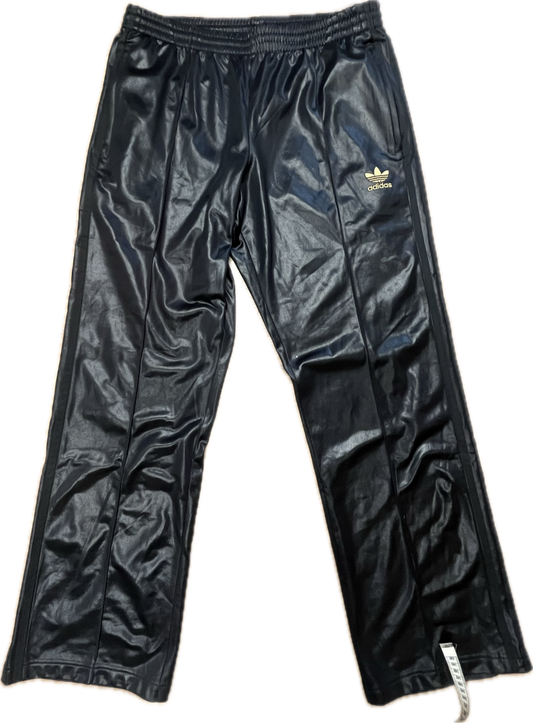🔥 Adidas Chile Trackies Black- Gold Logo - Small