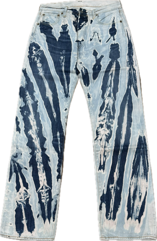 Levi's Blue Bleachers - 32" waist