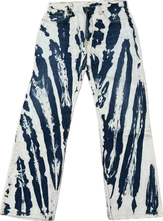 Levi's Blue Bleachers - 33" waist