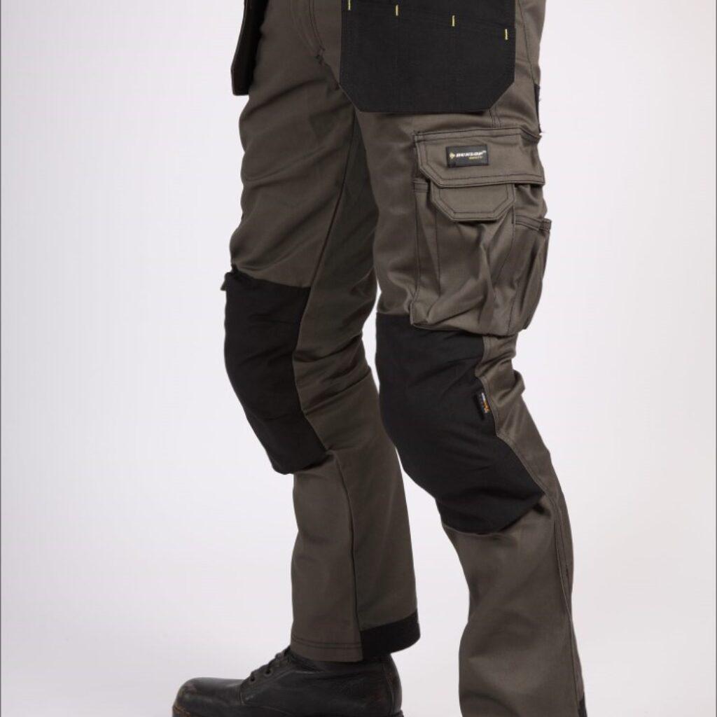 Dunlop Baustellenhose - Armeegrün/Schwarz mit Rückseite und durchgehendem Reißverschluss