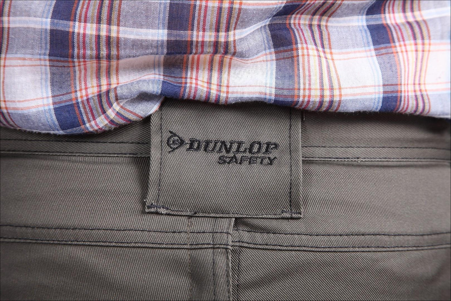 Dunlop Baustellenhose - Armeegrün/Schwarz mit Rückseite und durchgehendem Reißverschluss