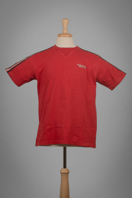 🔥 Vintage Adidas t-shirt red Medium
