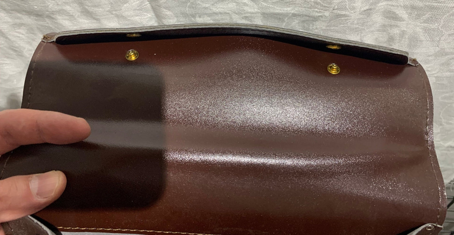Original Armee-Versandtasche aus Leder