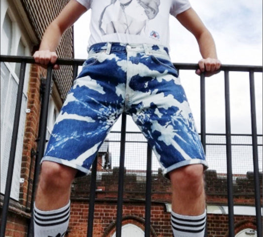 Straight fit bleached shorts blue Levi's with zips (new)