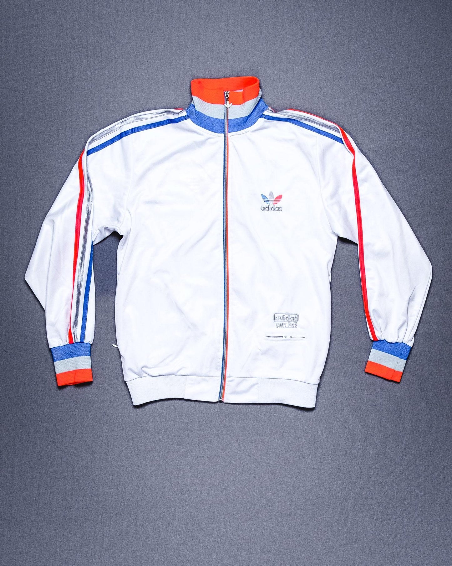 🔥 Adidas Chile jacket in White with red, blue and grey Medium