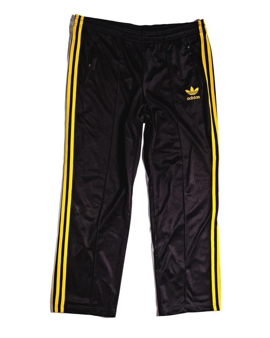 Adidas Trackies schwarz mit gelben Streifen Groß