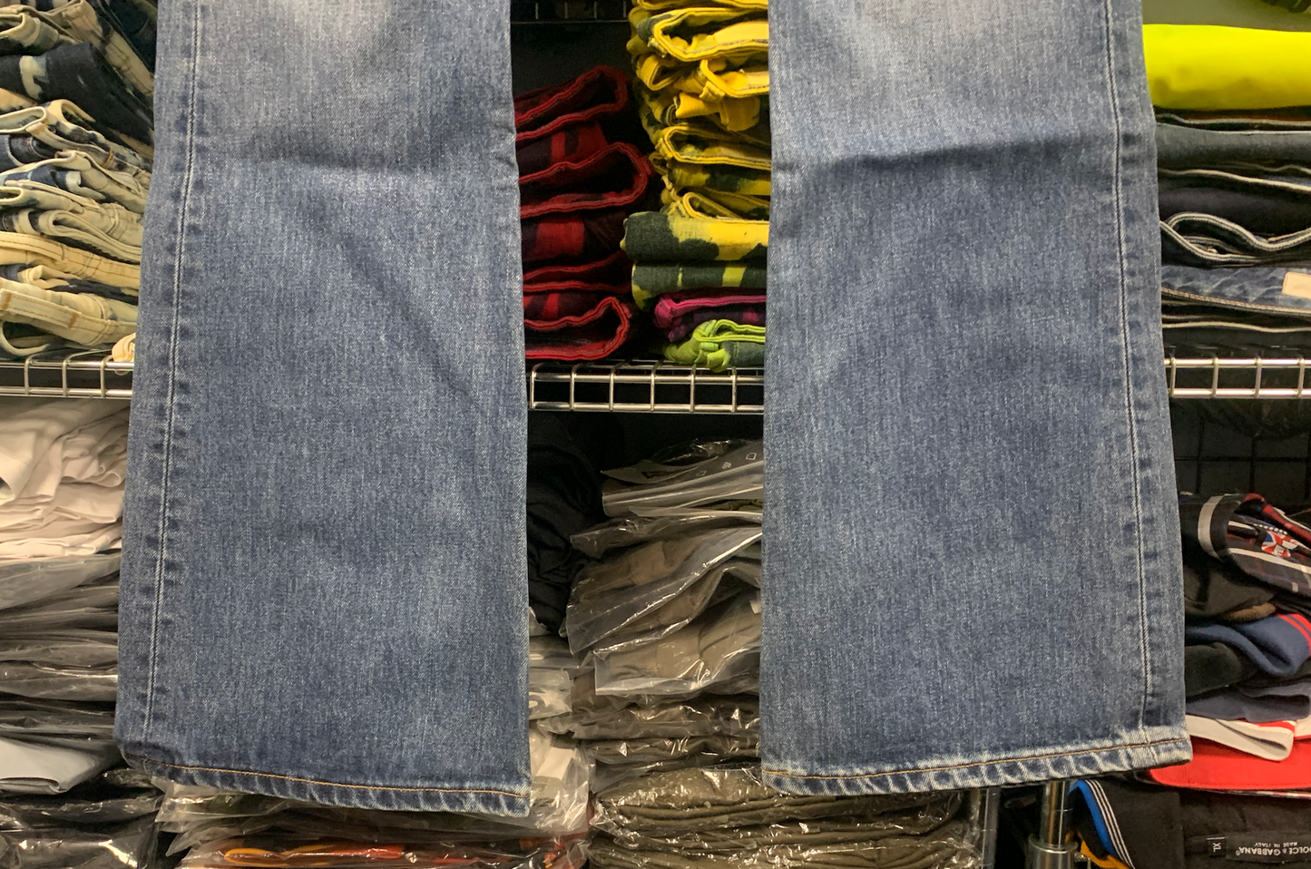 Levi's 516 – Bootcut-Jeans in Blau mit 33 Zoll Bund