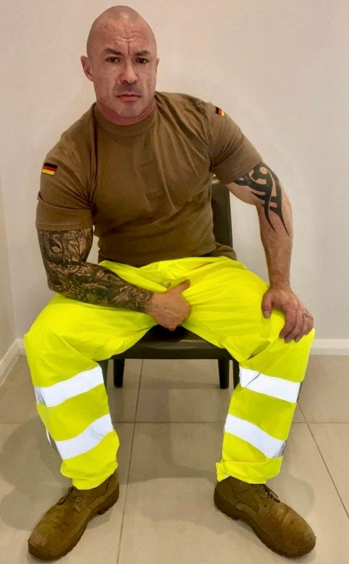 Dunlop Hi Vis waterproof trousers