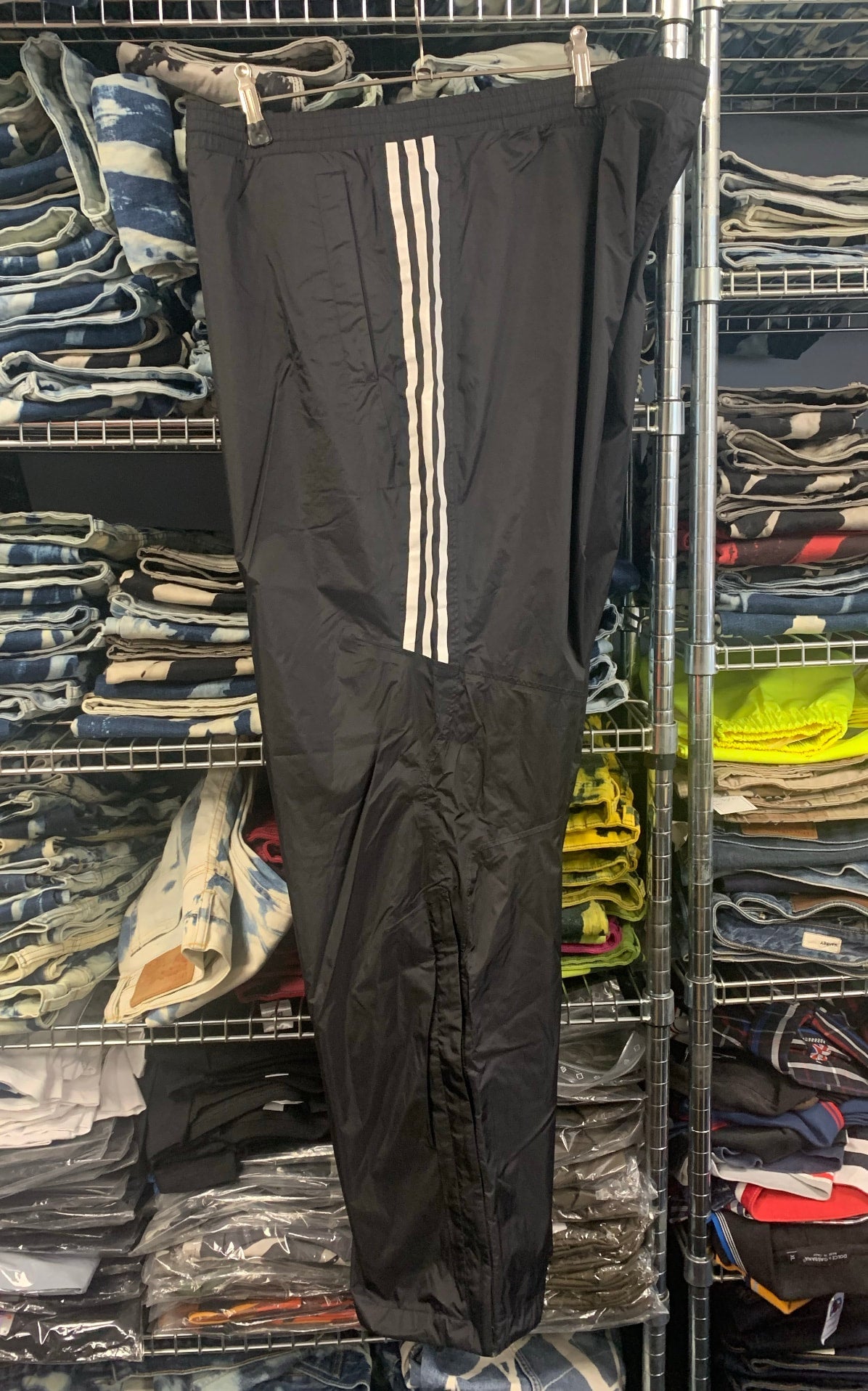 🔥 Adidas trackies black 2XL waterproof